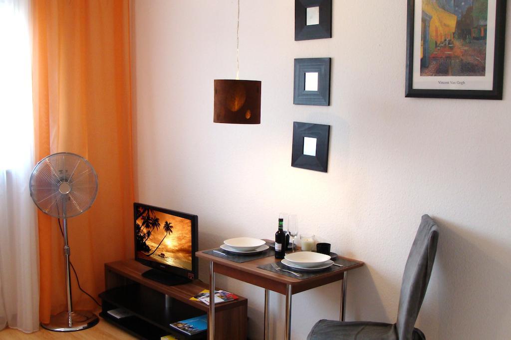 Apartment am Hauptbahnhof Nürnberg Zimmer foto